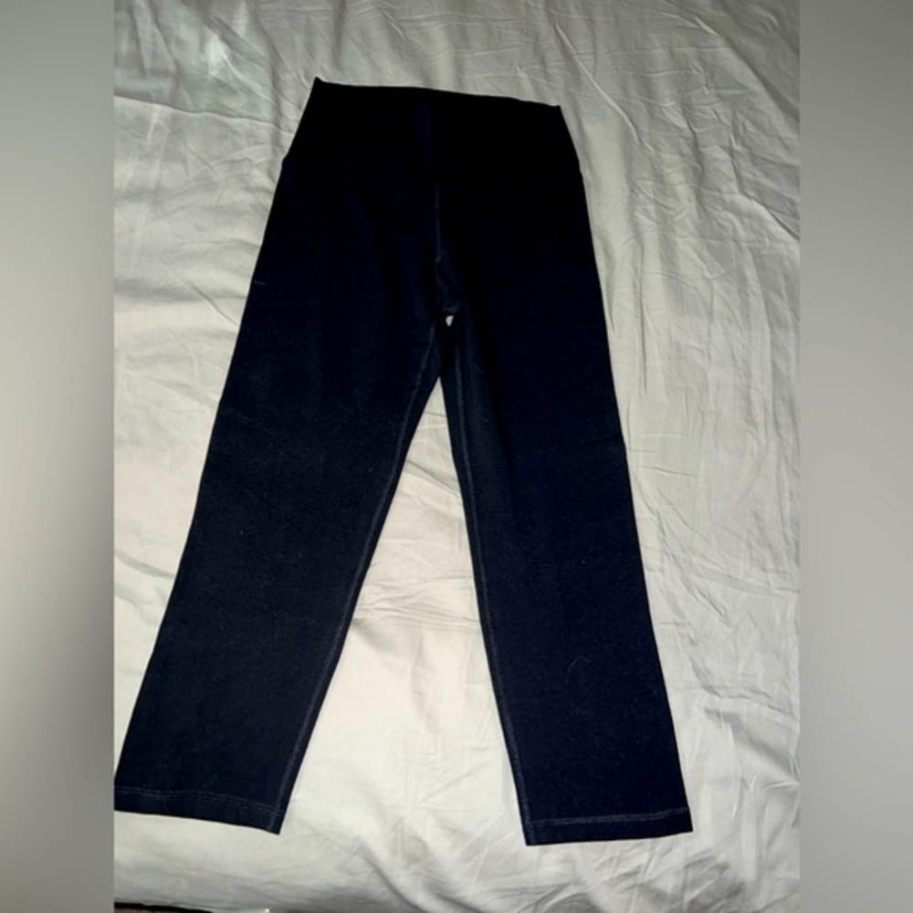 Old Navy Active capris‎